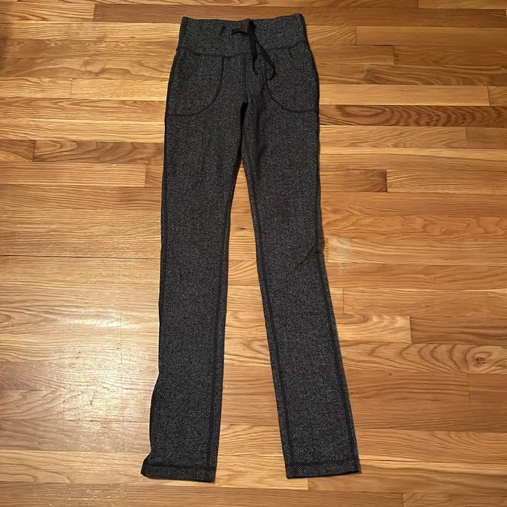 Lululemon‎ Skinny Will Pant Full-On Luon Giant Herringbone Black Heathered Black - Picture 4 of 12